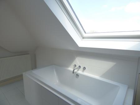 4 bedroom Semi-detached house to let in Abbots Close, Brentwood, CM15