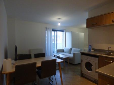 0 bedroom Studio flat to let in Brunel House, St James Road, Brentwood, CM14