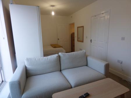 0 bedroom Studio flat to let in Brunel House, St James Road, Brentwood, CM14