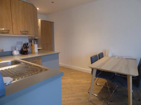 0 bedroom Studio flat to let in Brunel House, St James Road, Brentwood, CM14