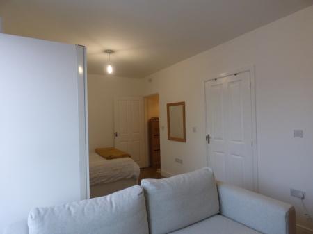 0 bedroom Studio flat to let in Brunel House, St James Road, Brentwood, CM14