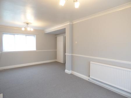 3 bedroom Terraced House to let in Beech Road, Basildon, SS14
