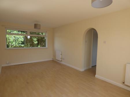 2 bedroom Flat to let in Shepeshall, Lee Chapel North, Basildon, SS15