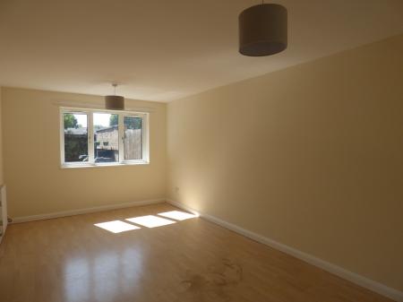 2 bedroom Flat to let in Shepeshall, Lee Chapel North, Basildon, SS15