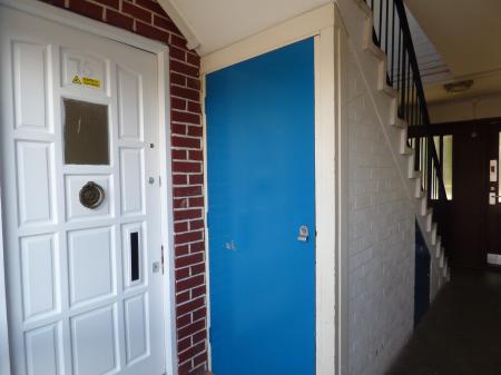 2 bedroom Flat to let in Shepeshall, Lee Chapel North, Basildon, SS15