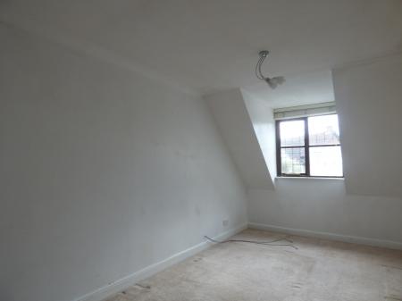 3 bedroom Detached house to let in Redwood Drive