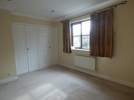 3 bedroom Detached house to let in Redwood Drive