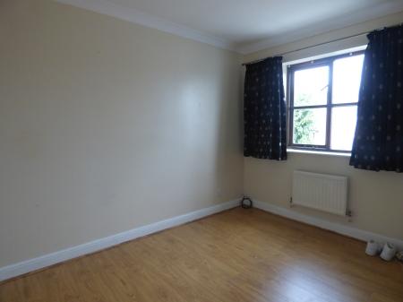 3 bedroom Detached house to let in Redwood Drive