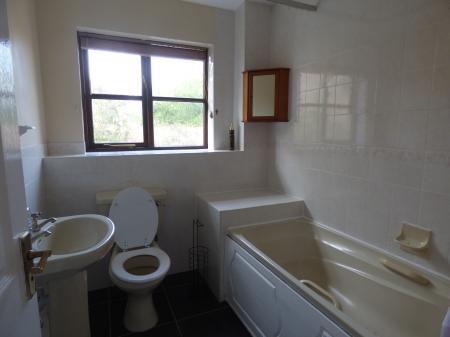 3 bedroom Detached house to let in Redwood Drive