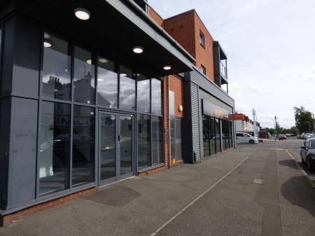 2 bedroom Flat to let in Blyth House, Southchurch Road, Southend-on-Sea, SS1