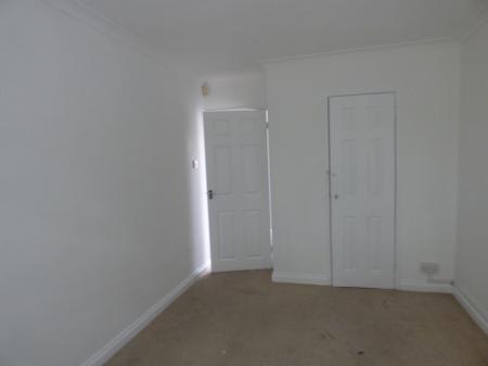 1 bedroom Flat to let in Thistledown, Basildon, SS14