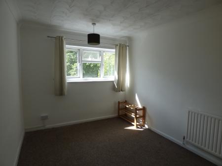 1 bedroom Flat to let in Thistledown, Basildon, SS14