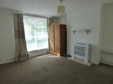 1 bedroom Flat to let in Thistledown, Basildon, SS14