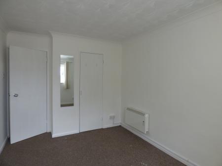 1 bedroom Flat to let in Thistledown, Basildon, SS14