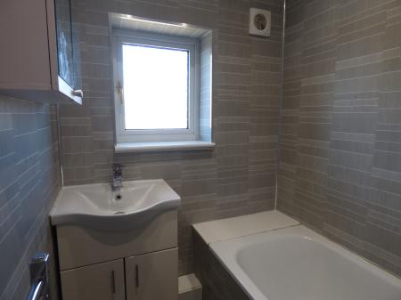 3 bedroom Terraced House to let in Whitmore Way, Basildon, SS14