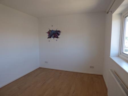 3 bedroom Terraced House to let in Whitmore Way, Basildon, SS14