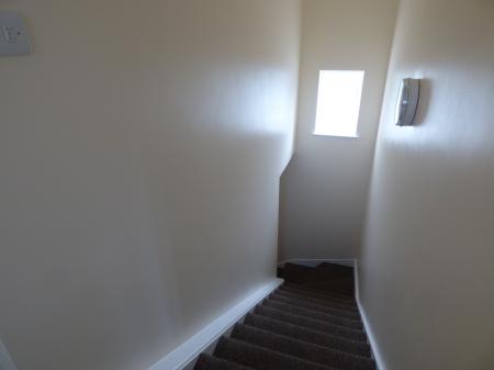 1 bedroom Flat to let in Langham Crescent, Billericay, CM12