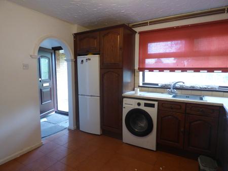 3 bedroom Terraced House to let in Curling Walk, Basildon, SS14