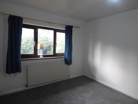 3 bedroom Terraced House to let in Curling Walk, Basildon, SS14
