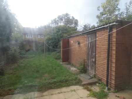 3 bedroom Terraced House to let in Curling Walk, Basildon, SS14