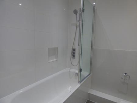 2 bedroom Terraced House to let in Beeston Court, Laindon, SS15