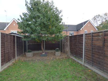 2 bedroom Terraced House to let in Beeston Court, Laindon, SS15