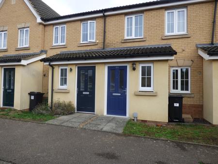 2 bedroom Terraced House to let in Beeston Court, Laindon, SS15