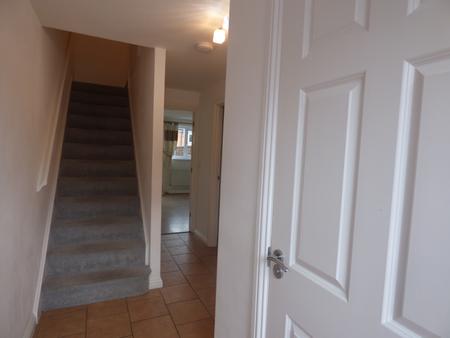 2 bedroom Terraced House to let in Beeston Court, Laindon, SS15