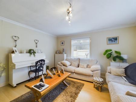 3 bedroom Terraced House for sale in Abbey Road, Popley, Basingstoke, RG24