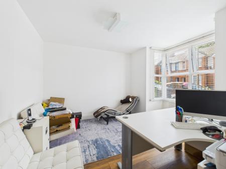 3 bedroom End of terrace house for sale in Alexandra Road, Basingstoke, RG21