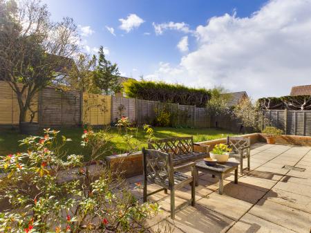 4 bedroom Detached house for sale in Belmont Heights, Hatch Warren, Basingstoke, RG22