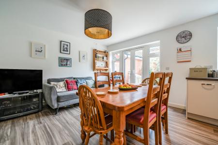 4 bedroom Detached house for sale in Blue Hut Way, Basingstoke, RG23