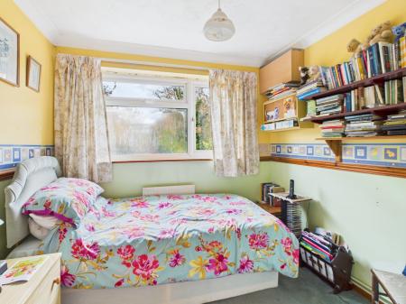 2 bedroom Flat for sale in Borodin Close, Basingstoke, RG22