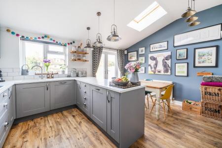 4 bedroom Semi-detached house for sale in Bramblys Drive, Basingstoke, RG21