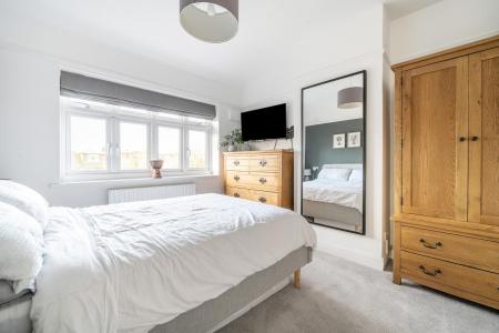 4 bedroom Semi-detached house for sale in Bramblys Drive, Basingstoke, RG21