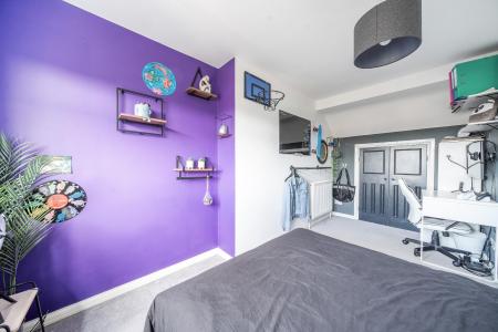 4 bedroom Semi-detached house for sale in Bramblys Drive, Basingstoke, RG21