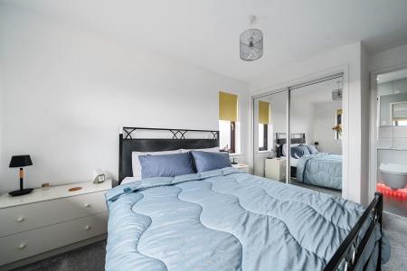 4 bedroom Detached house for sale in Brickfields Close, Lychpit, Basingstoke, RG24