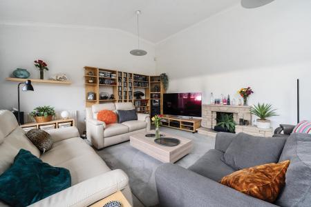 4 bedroom Detached house for sale in Brickfields Close, Lychpit, Basingstoke, RG24