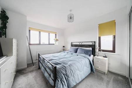 4 bedroom Detached house for sale in Brickfields Close, Lychpit, Basingstoke, RG24