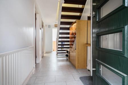 4 bedroom Detached house for sale in Brickfields Close, Lychpit, Basingstoke, RG24