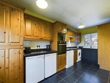 3 bedroom Semi-detached house for sale in Bramblys Drive, Basingstoke, RG21