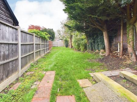 3 bedroom Semi-detached house for sale in Bramblys Drive, Basingstoke, RG21