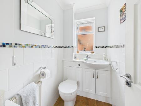 3 bedroom Detached house for sale in Broadhurst Grove, Lychpit, Basingstoke, RG24