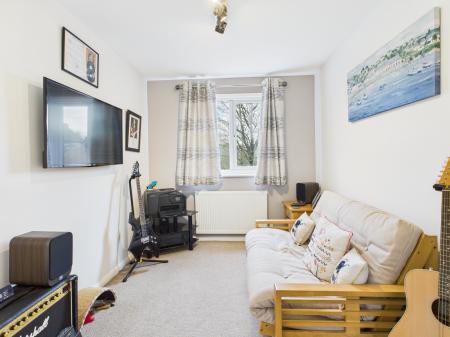 3 bedroom Detached house for sale in Broadhurst Grove, Lychpit, Basingstoke, RG24