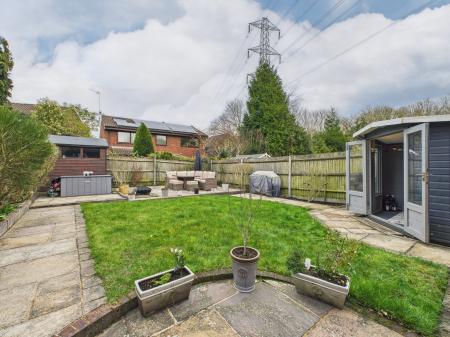 3 bedroom Detached house for sale in Broadhurst Grove, Lychpit, Basingstoke, RG24