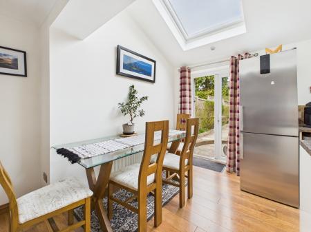 3 bedroom Detached house for sale in Broadhurst Grove, Lychpit, Basingstoke, RG24