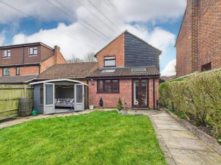 3 bedroom Detached house for sale in Broadhurst Grove, Lychpit, Basingstoke, RG24