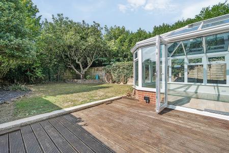 4 bedroom Detached house for sale in Cumberland Avenue, Basingstoke, RG22