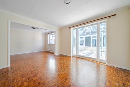 4 bedroom Detached house for sale in Cumberland Avenue, Basingstoke, RG22