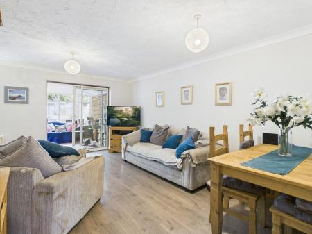 3 bedroom Semi-detached house for sale in Cyprus Road, Hatch Warren, Basingstoke, RG22